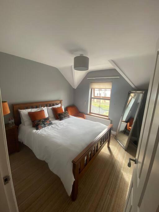 Cheerful 4-Bed Townhouse In Centre Of Newcastle Villa Newcastle  Ngoại thất bức ảnh
